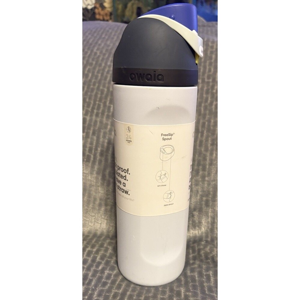 24oz Light Grey Owala - Picture 10 of 10